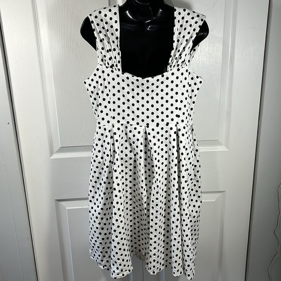 Acevog polka dot pleated dress - Picture 3 of 9
